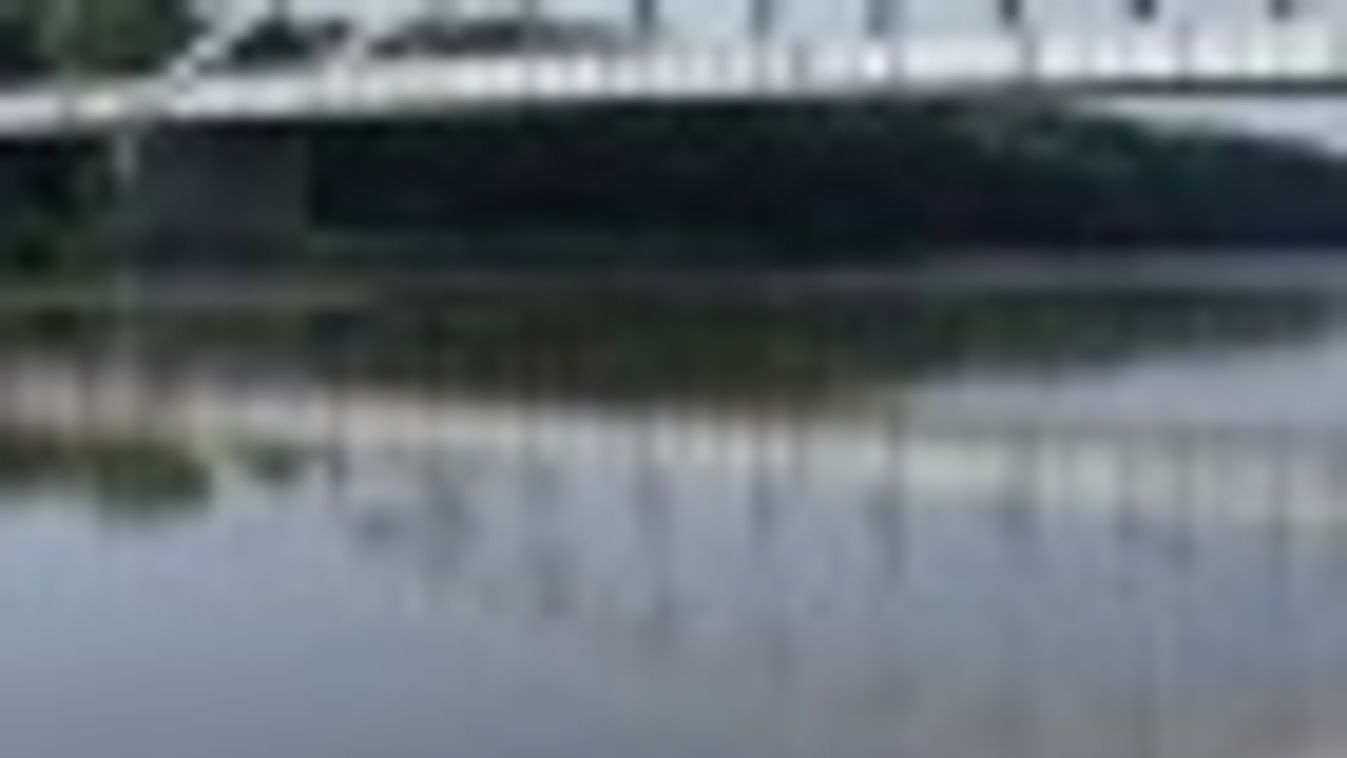 Bezár a bazár: Szombattól lezárják a Belvárosi hidat