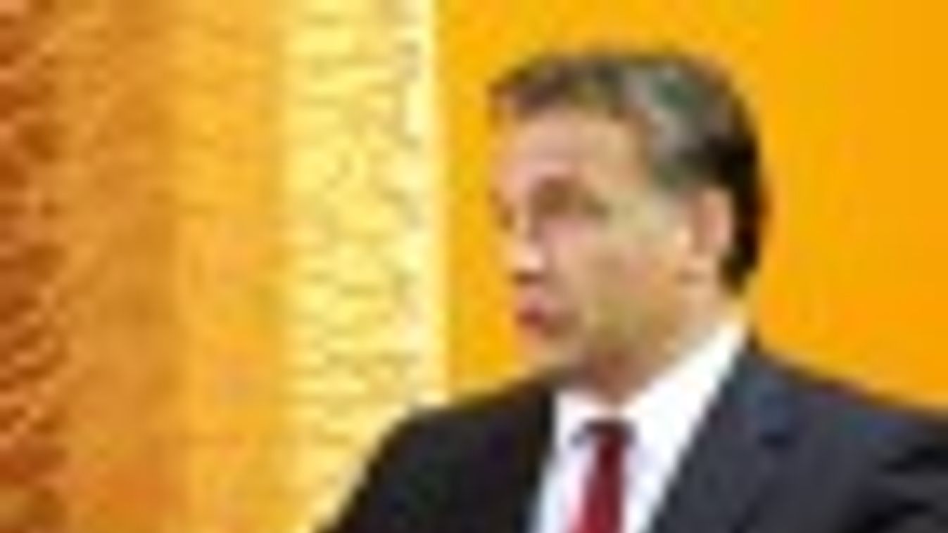 A médiatörvényről kérdezte Orbánt a Bild