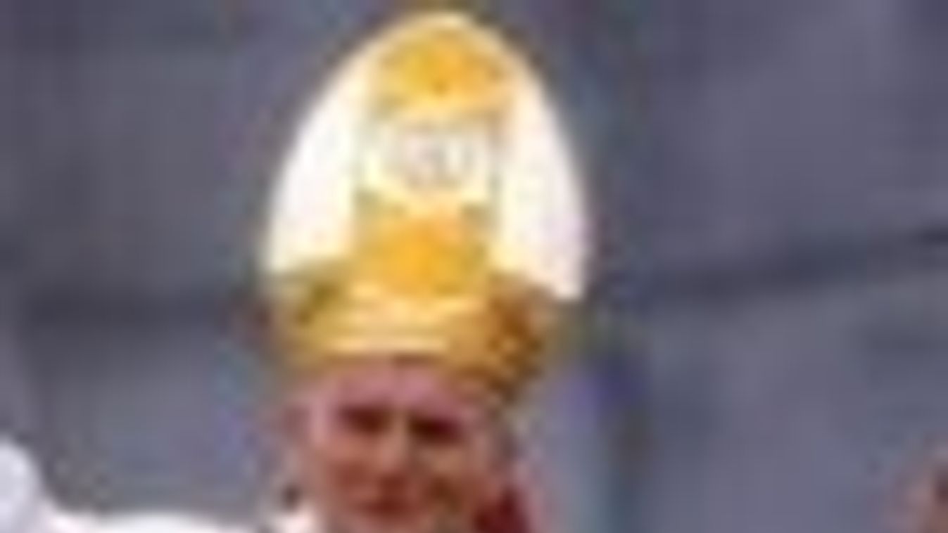 Személyesen vezeti a pápa a húsvéti nagyhetet