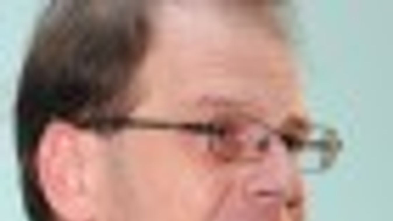Navracsics: az intézkedések megfelelnek a magyar jogrendnek