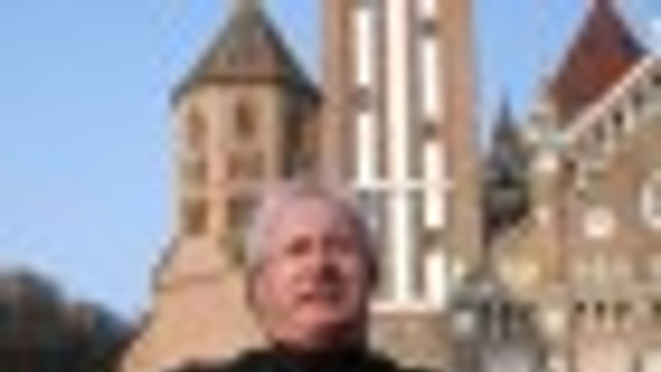 Varga Ferenc apátplébános szelleme járt a Dóm téren