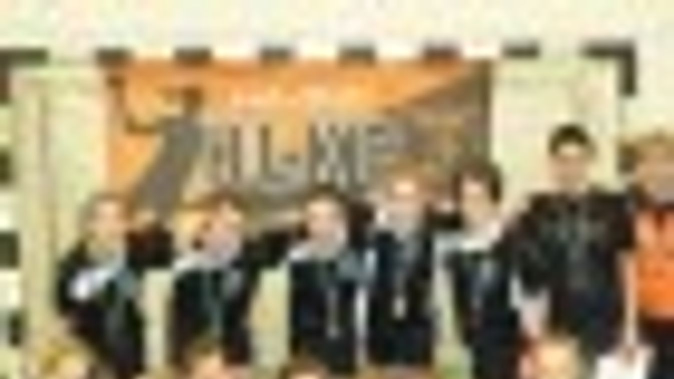 Hátország: országos döntőben a HLKC 2000-es csapata
