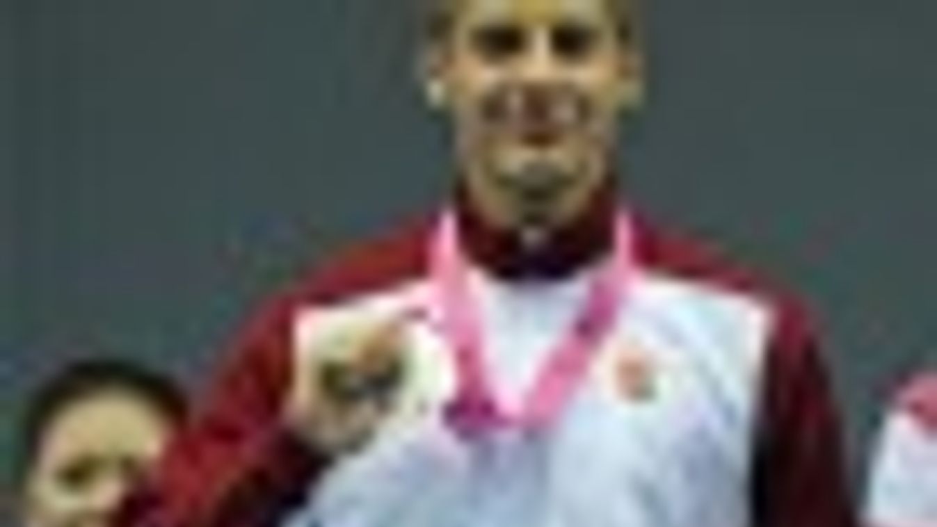 Ifjúsági olimpia - Esztergályos Patrik vívó ezüstérmes