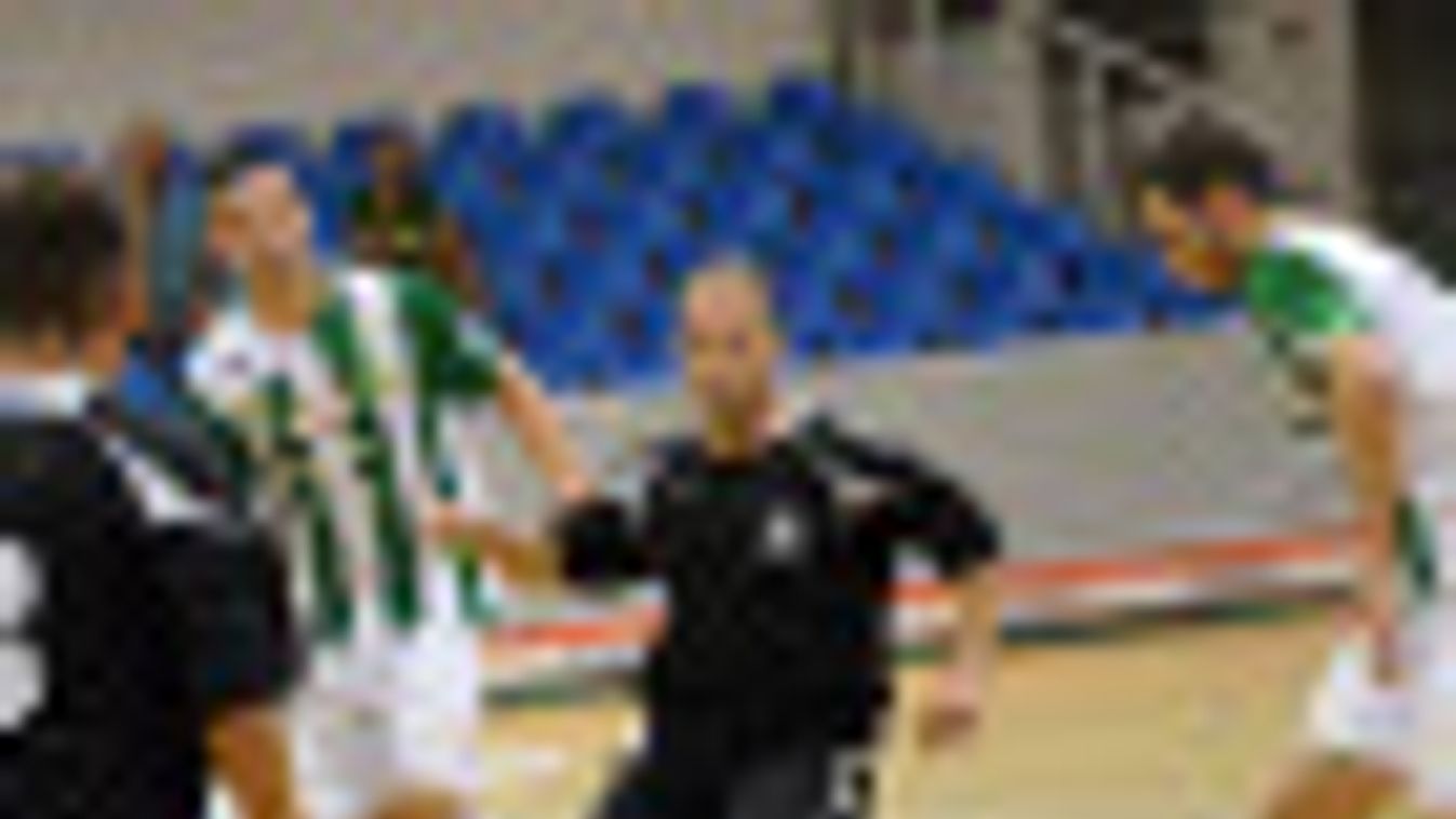 Futsal: Egy félidőig tartotta magát az UTC + FOTÓK