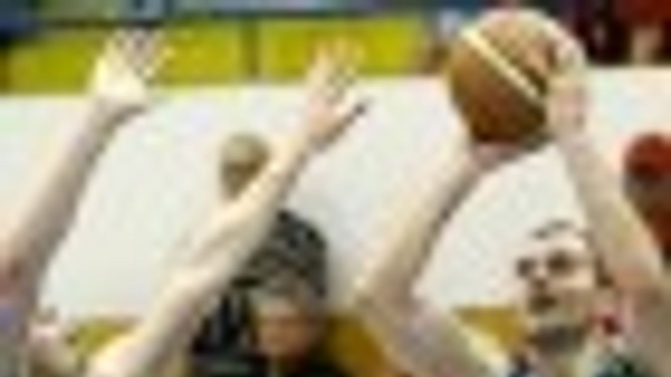 Kosárlabda: megint szoros meccset játszott a Tiszaligetben a Szedeák