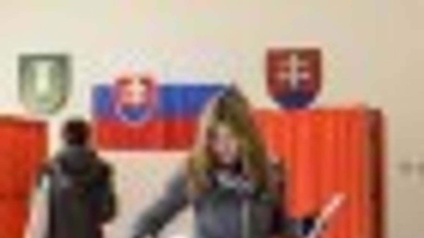 Szlovákiai választás: Robert Fico pártja győzött, de elvesztette többségét a csaknem végleges eredmények szerint