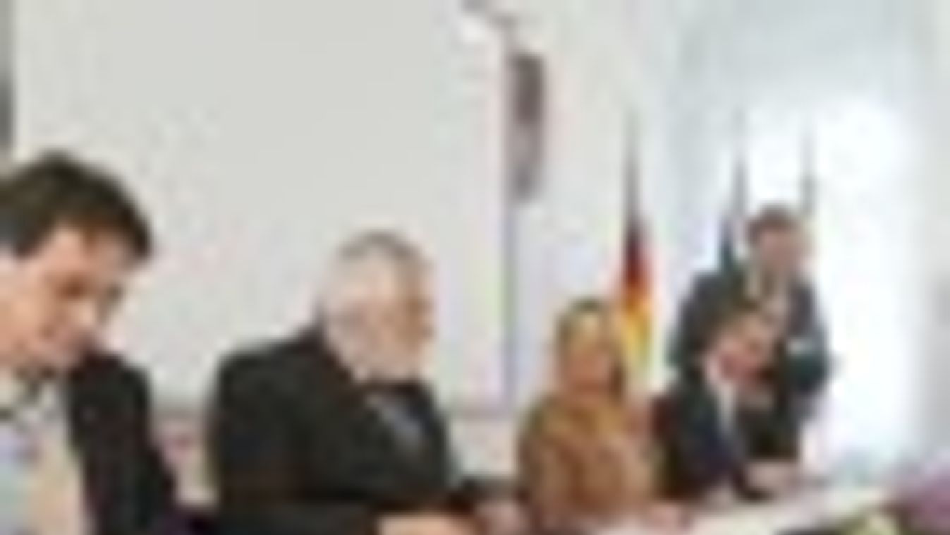 Megállapodás Hagennel - német diploma szegedi közgazdászoknak