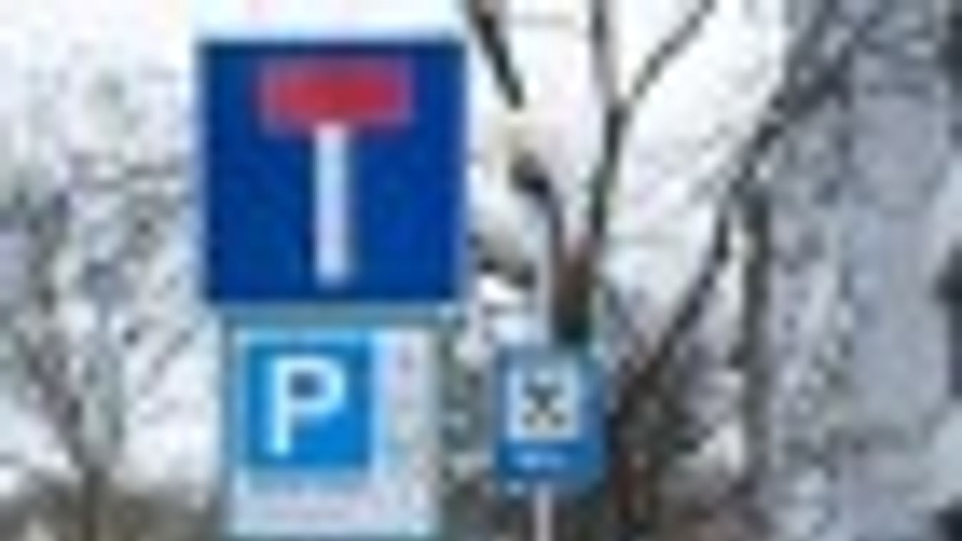 Indul a parkolóper - Szeged alpolgármestere a vádlottak padján