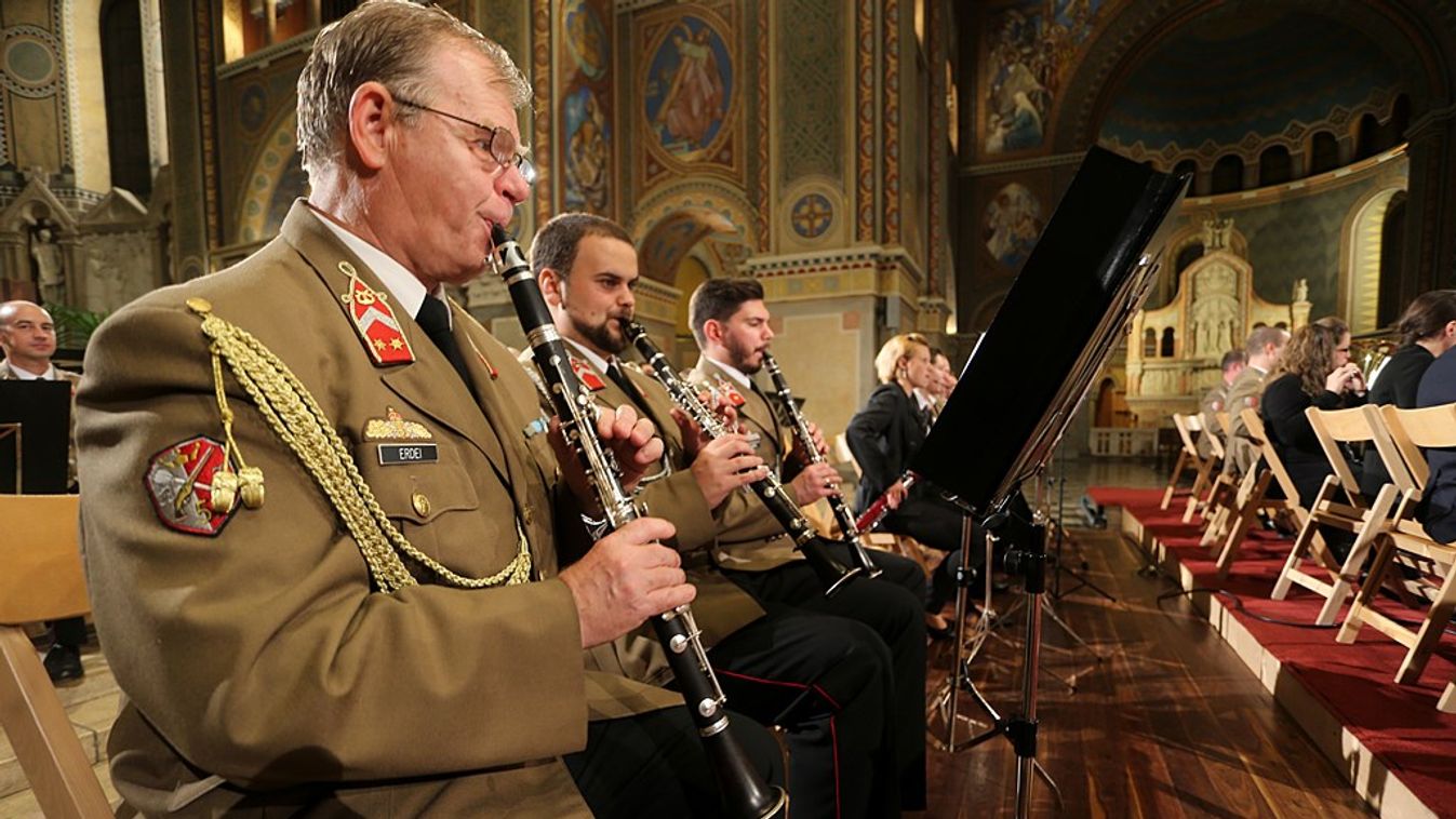 Katonazenekar adott koncertet a Szent Gellért Fesztiválon + FOTÓK