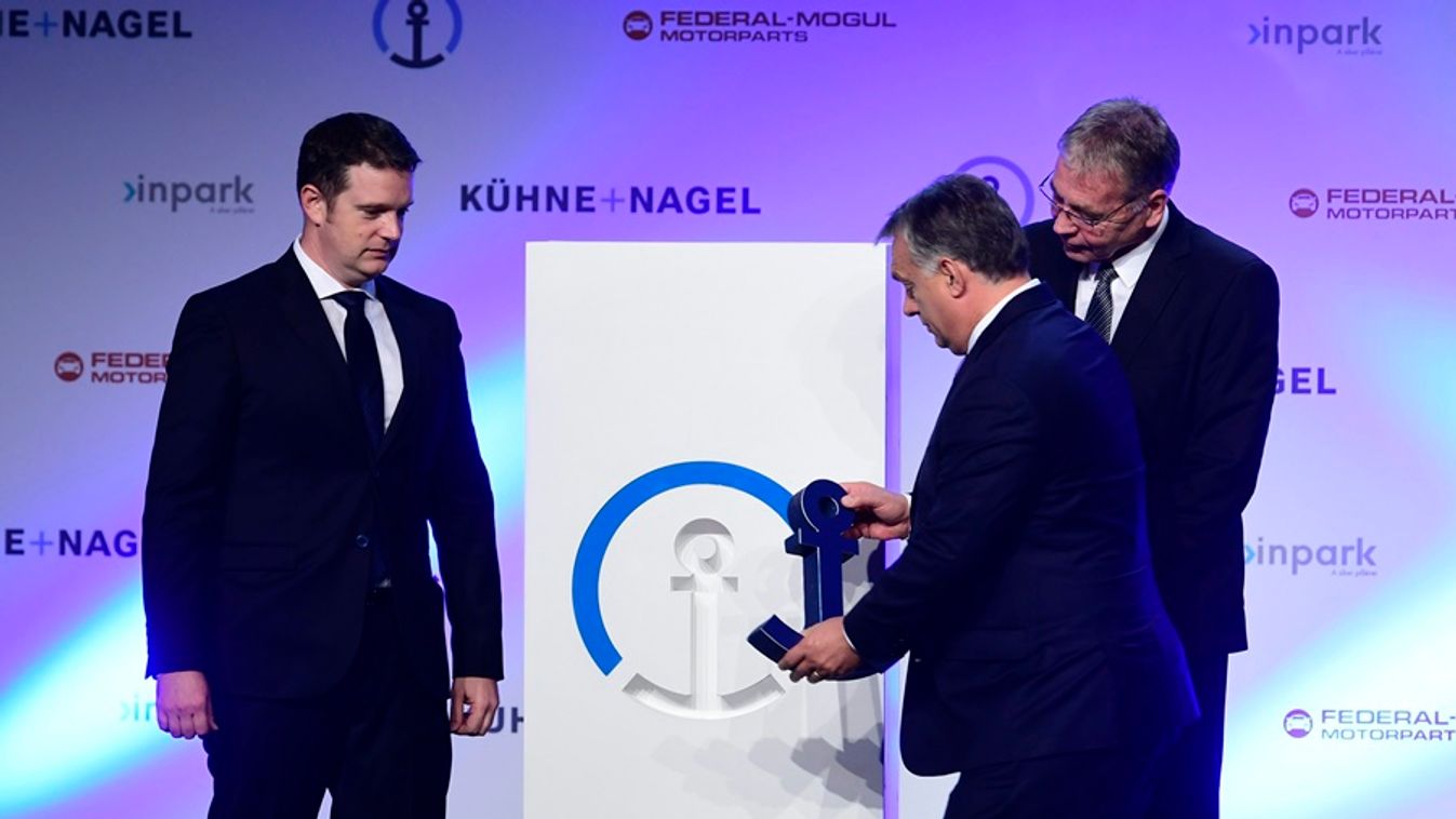 Orbán: a következő évek a gazdasági sikerekről szólhatnak