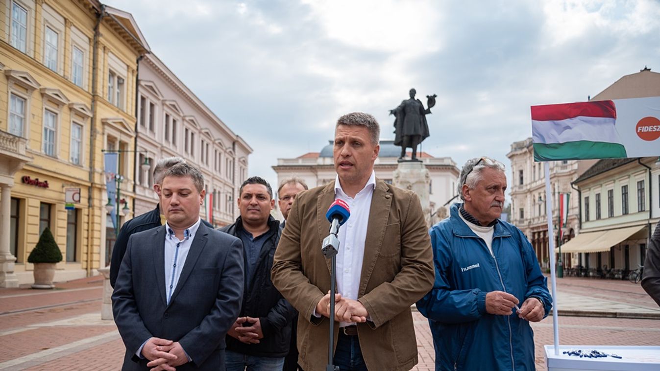 Bartók Csaba: Csak a Fidesz-KDNP képviseli Magyarország érdekeit