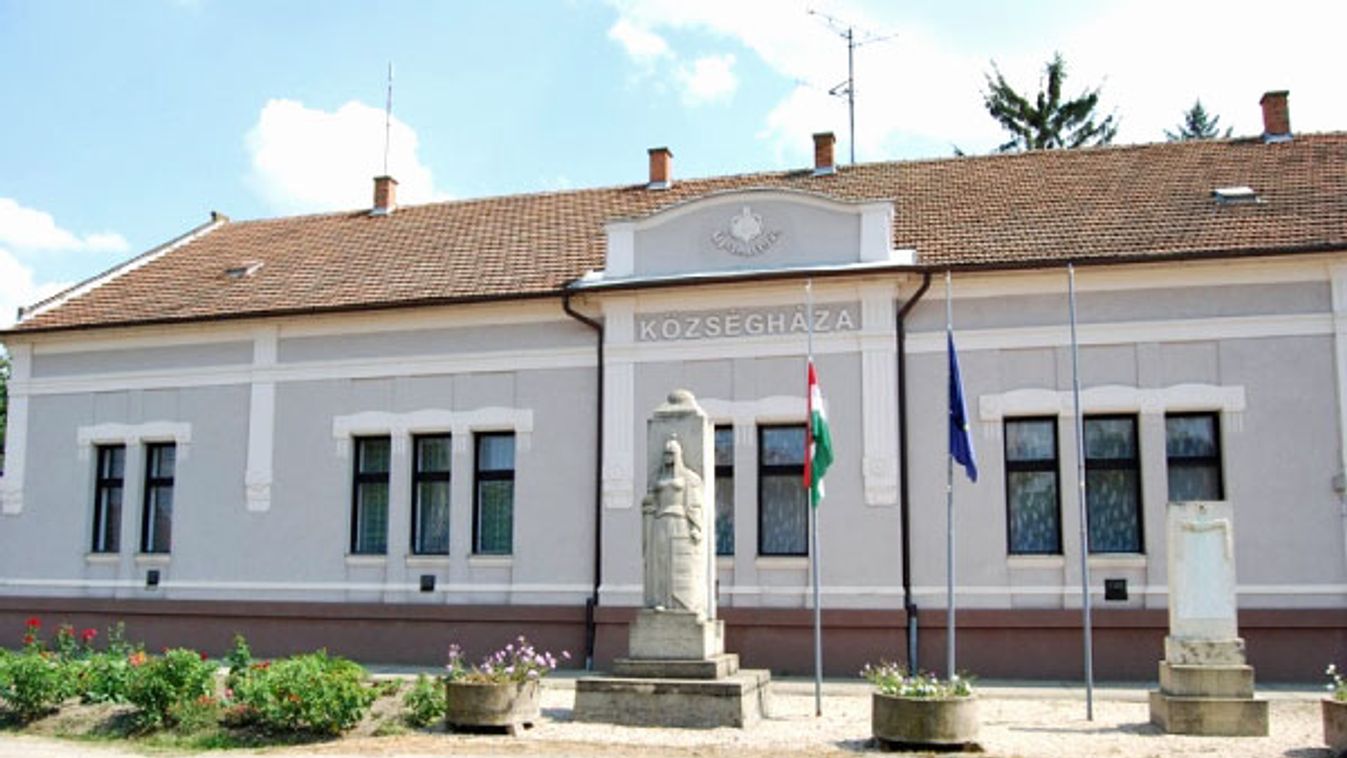 Nyomozás indult Újszentiván polgármestere ellen