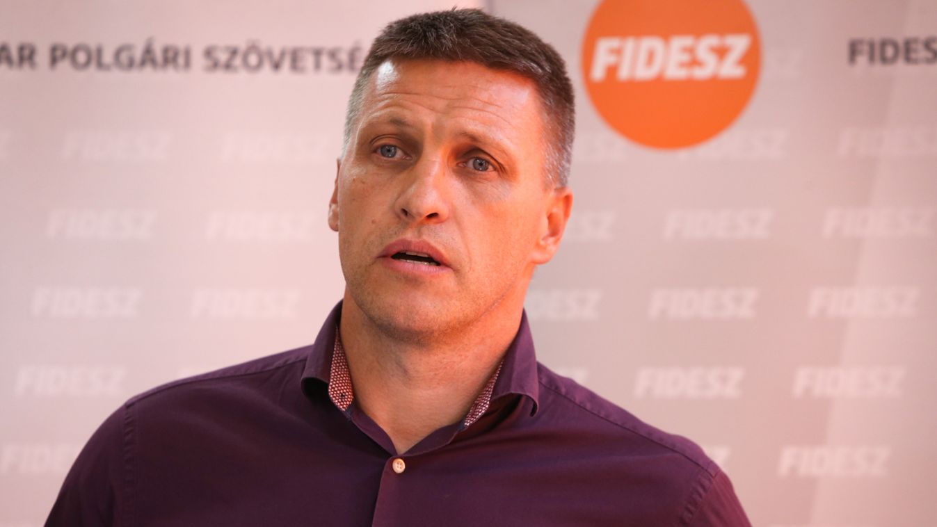 A sportlétesítmények áremelését törölné el a szegedi Fidesz