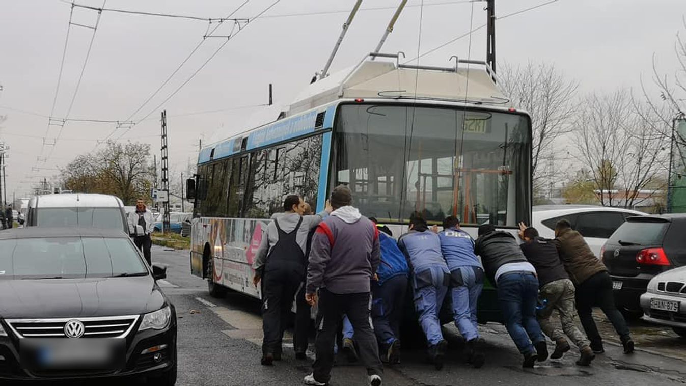 Egy hétig terelőútvonalon jár a 7-es troli