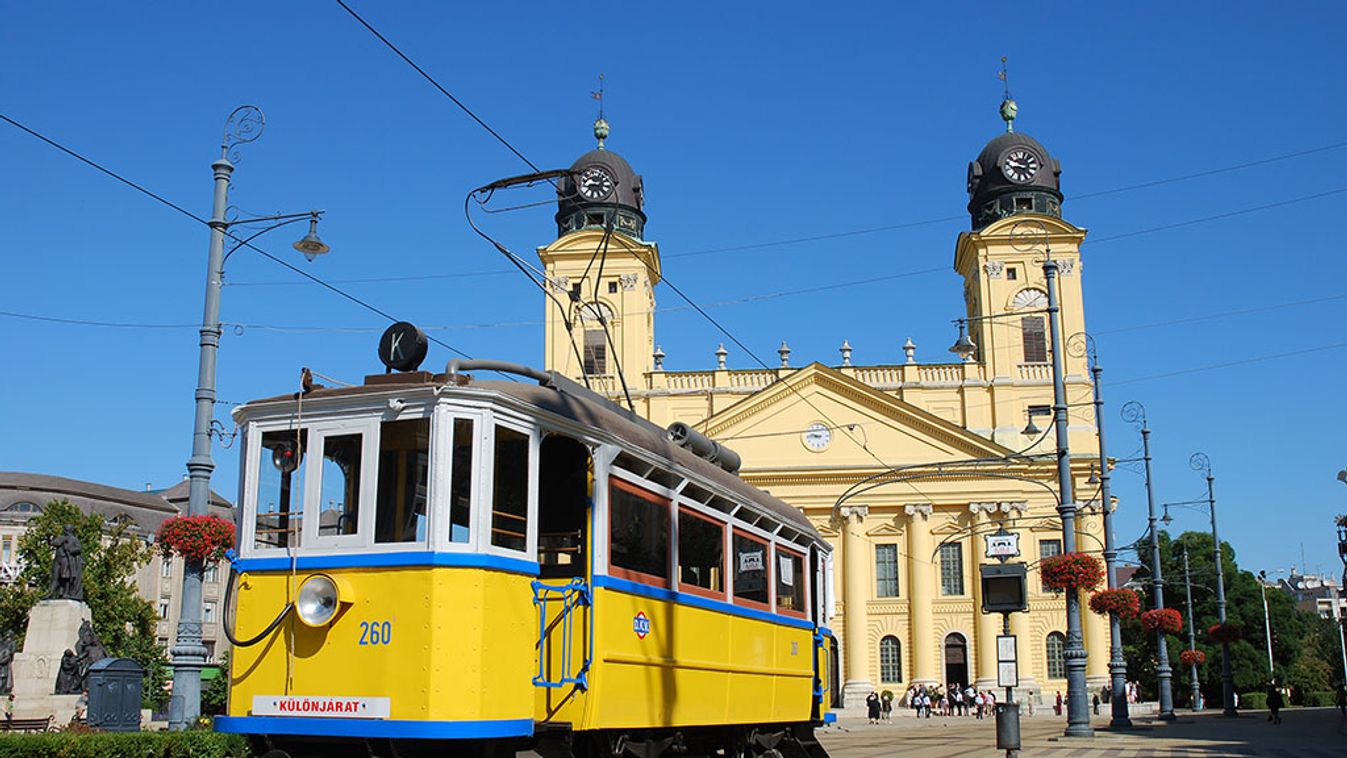 Debrecenben bevezették az egyórás mobiljegyet