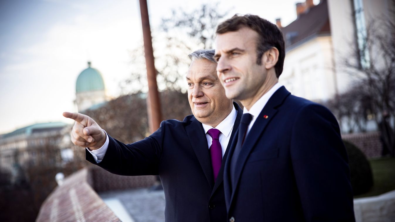 Egyetért Európa megerősítésében Orbán Viktor és Emmanuel Macron