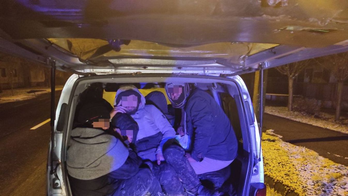 Közel 100 migránst tartóztattak fel Szeged környékén