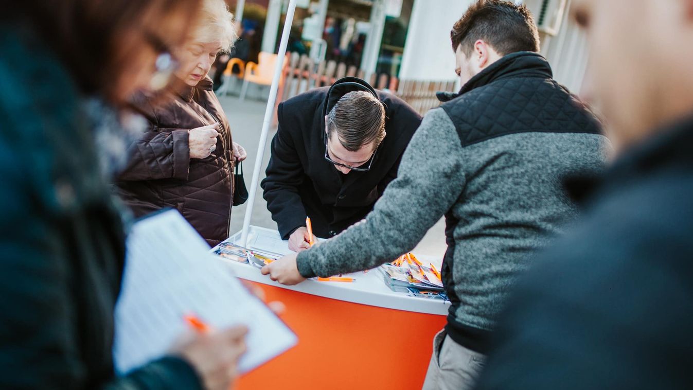 A Fidesz jelöltjei mind a 106 választókerületben összegyűjtötték a szükséges aláírásokat