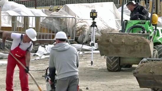 Ne rutinból vezessen hétvégén; leaszfaltozzák a Stefániát