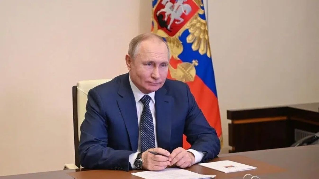 Putyin szerint gazdasági öngyilkosság az EU energiapolitikája