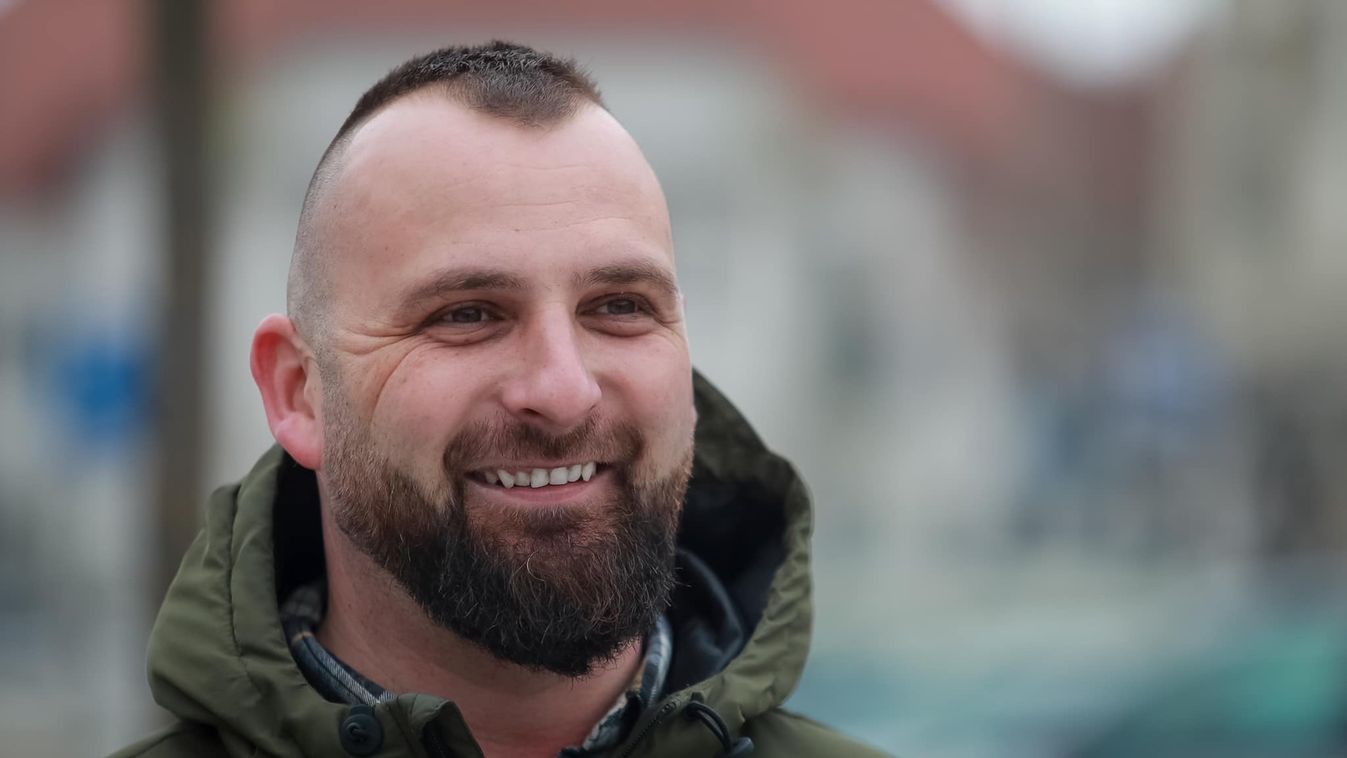 A zaklatási botrányba keveredett Földi István is indul a Jobbik elnökségéért