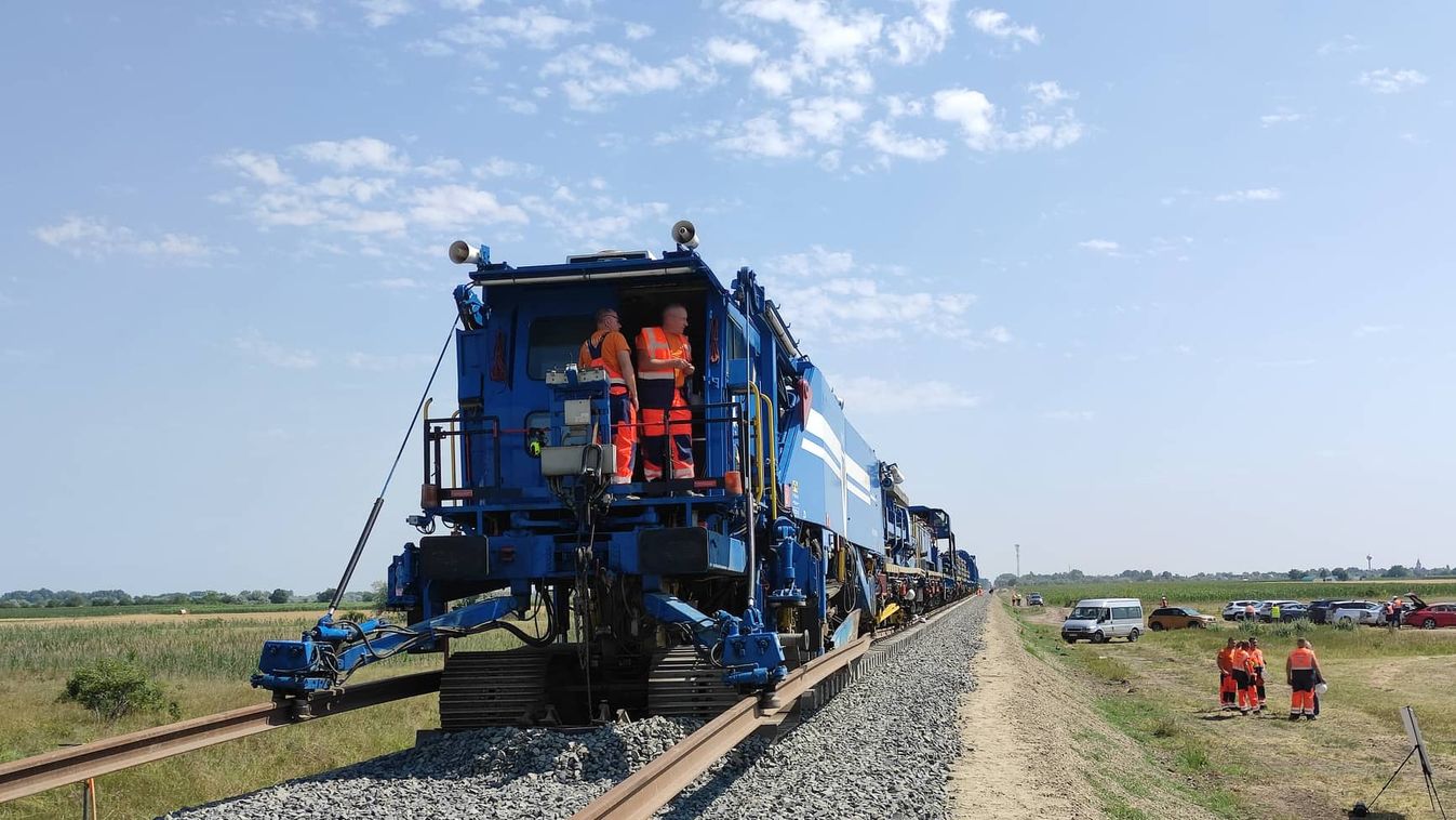 Megindul a forgalom a Szeged-Röszke vasútvonalon