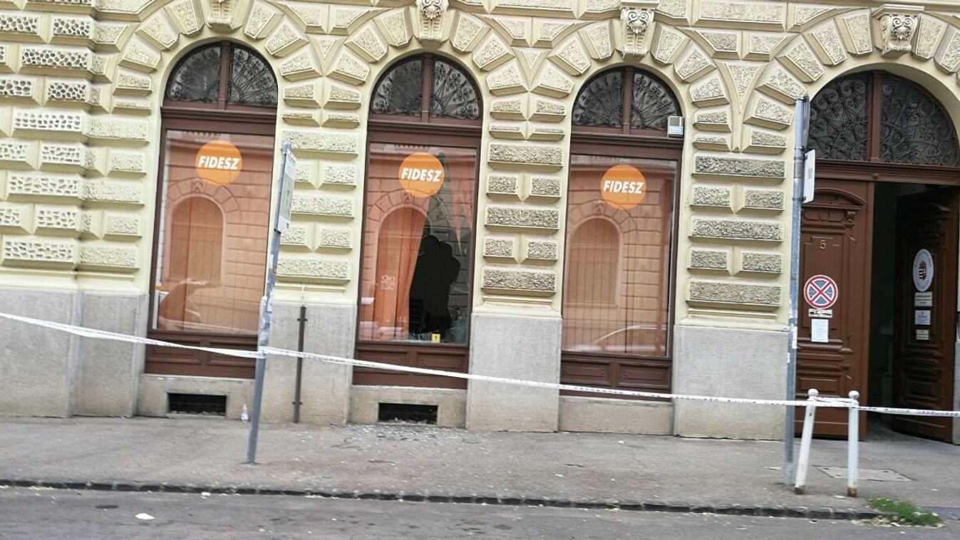Metropol: Jakab Péter egyik követője akarta felgyújtani a szegedi Fidesz-irodát