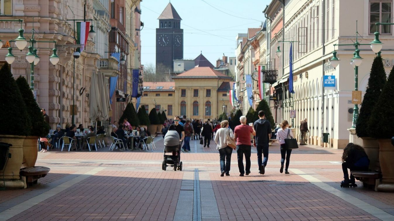 Részegen inzultálta a járókelőket Szeged belvárosában
