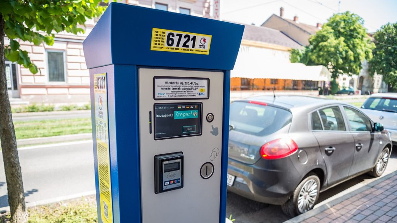 Több mint száz új parkolóautómatát vásárolnak és telpítenek Szegeden