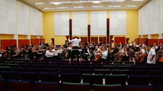 Budapesten lép fel a Szegedi Szimfonikus Zenekar