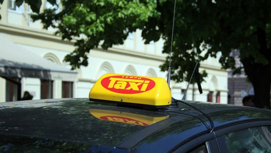 Drágulhat a taxizás Szegeden