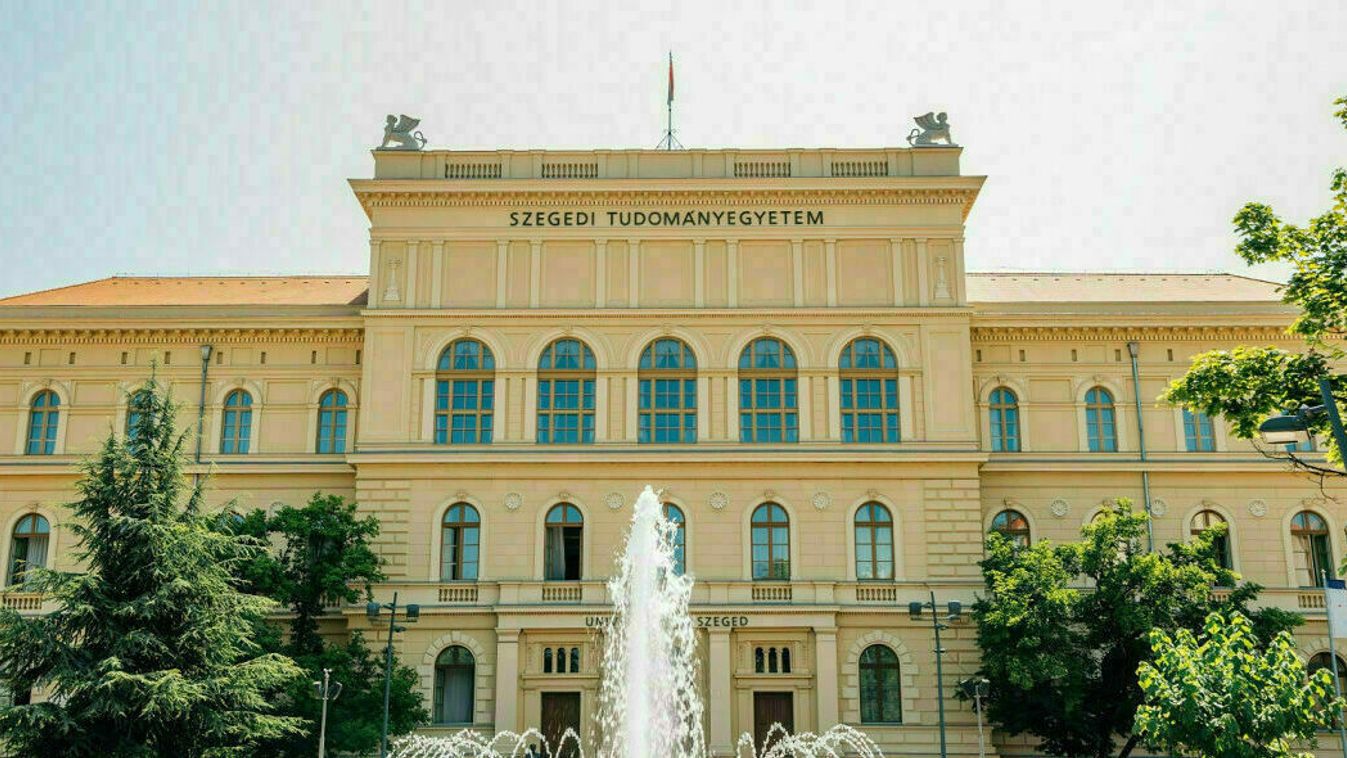 Lemondanak a kormánytagok az egyetemi kuratóriumi tagságukról, Szeged is érintett