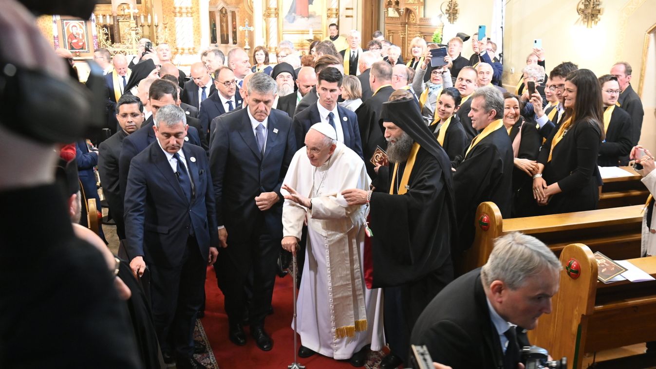 A görögkatolikus közösséggel találkozott Ferenc pápa