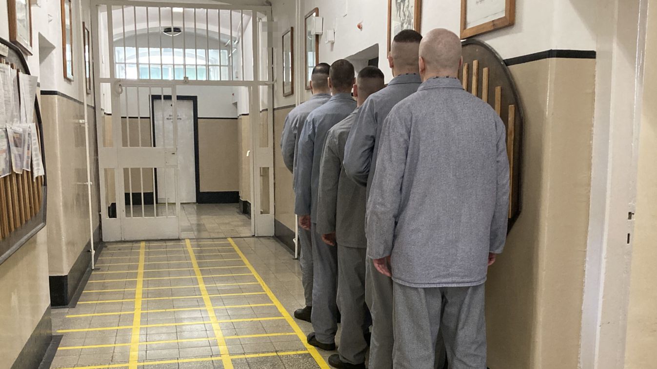 A Csillagbörtönben öten érettségiznek