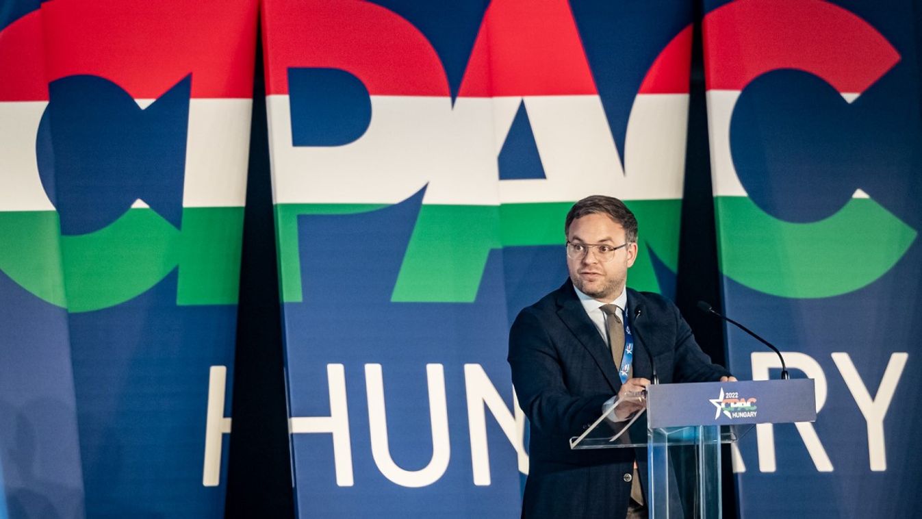 Orbán Balázs: Magyarország összekötő kapocs kíván lenni a világ konzervatív erői között