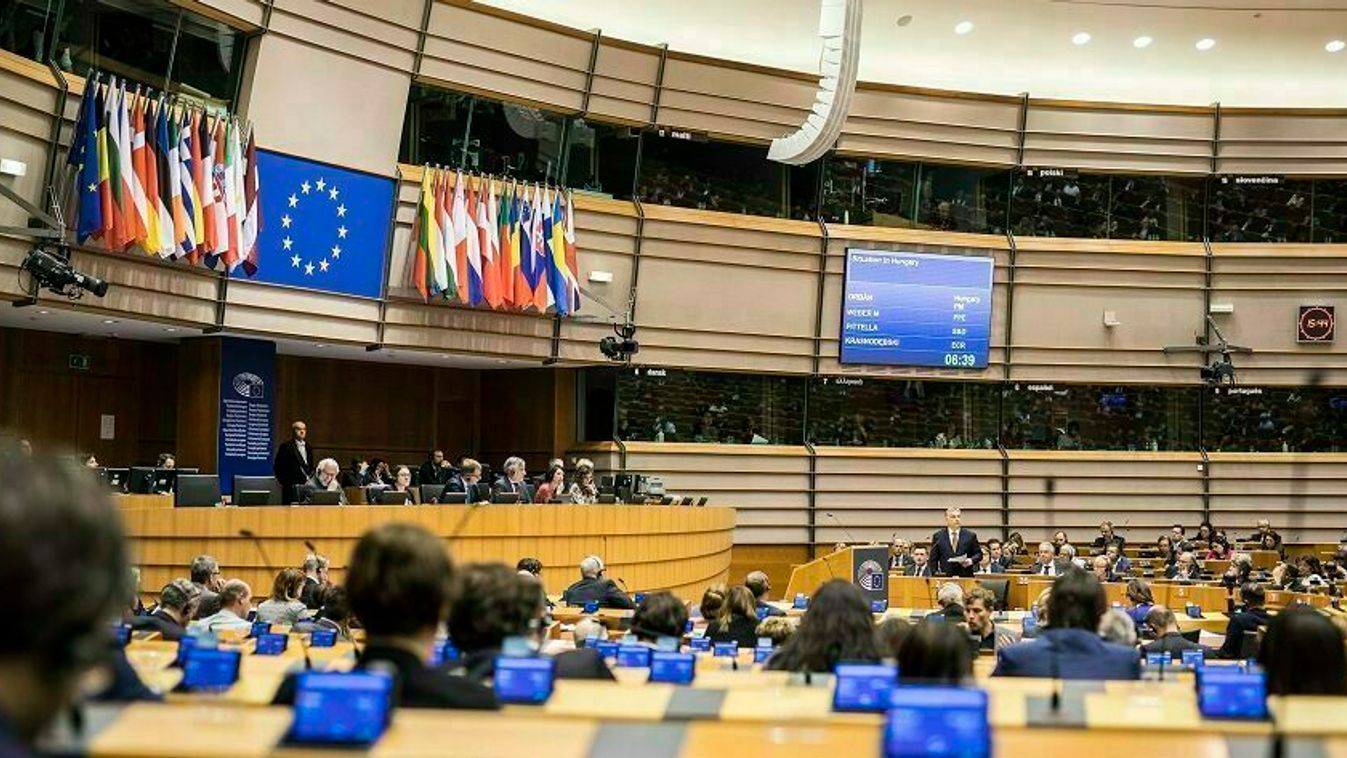 Az Európai Parlament megszavazta a Magyarország ellen szóló határozatot