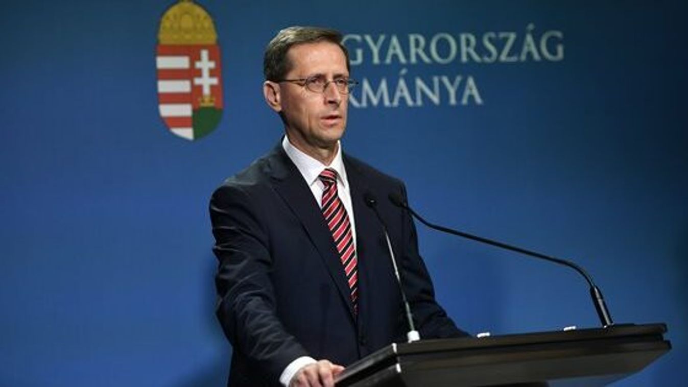 Varga Mihály szerint 7-8 százalékra mérséklődik az infláció decemberre
