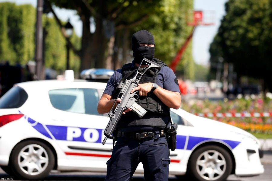 parizs_terrorizmus_rendorseg
