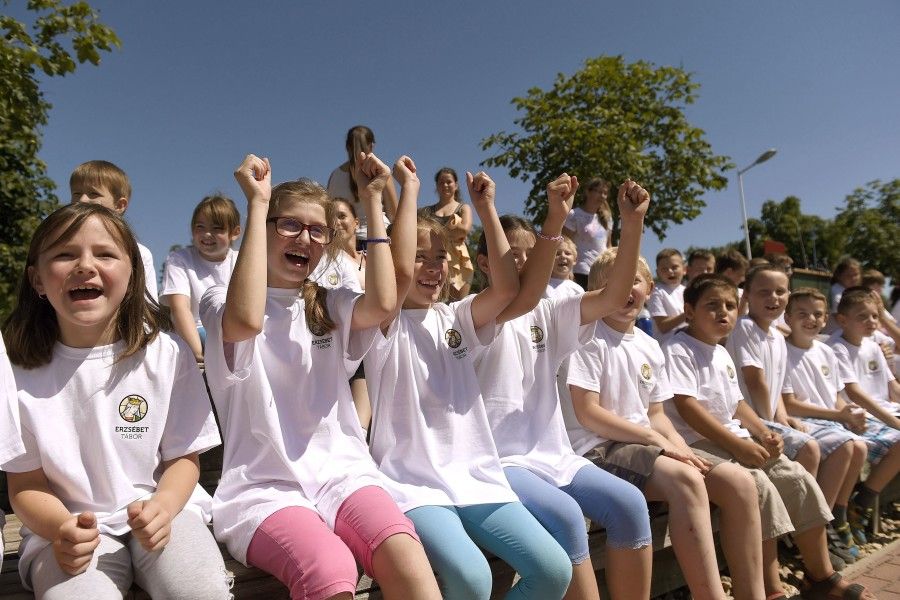 Megnyílt a Napközi Erzsébet-táborok elsõ turnusa