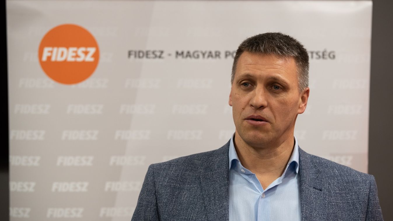 Fidesz: A határkerítés nélkül rosszabb biztonsági helyzetben lenne Szeged