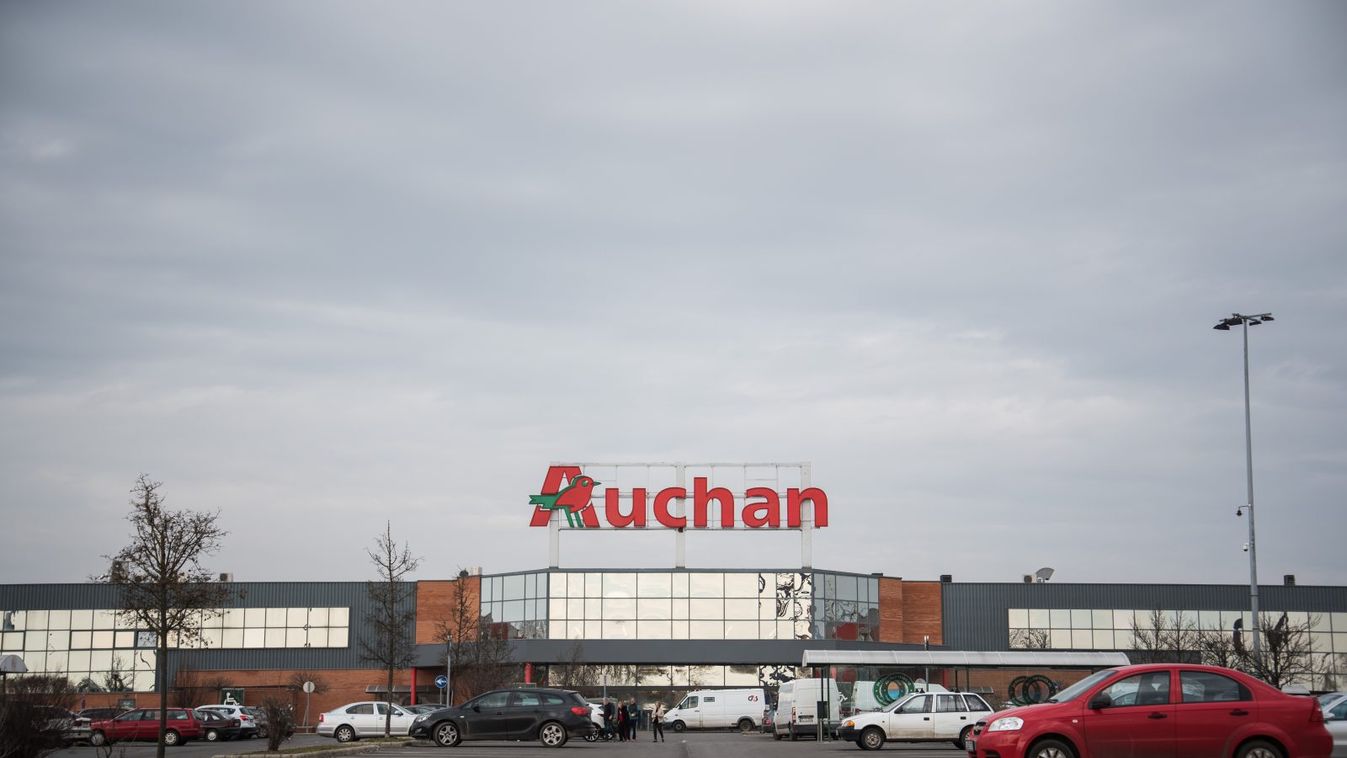 Jellinek Dániel, a Szeged Plaza üzemeltetője megvásárolta a hazai Auchan 47%-át