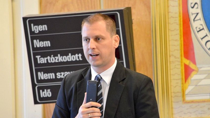Ismét elnök Czirbus Gábor