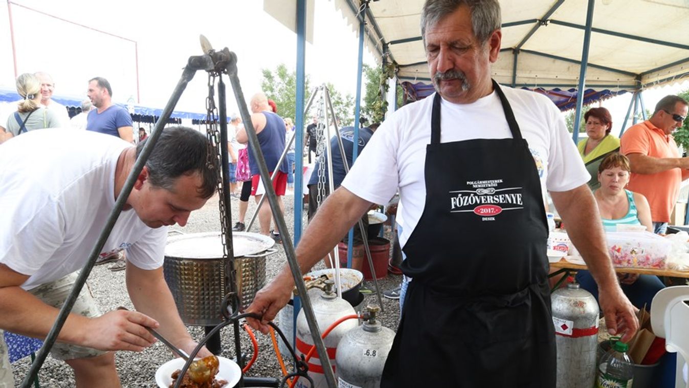 Versenyt főztek a polgármesterek Deszken + FOTÓK