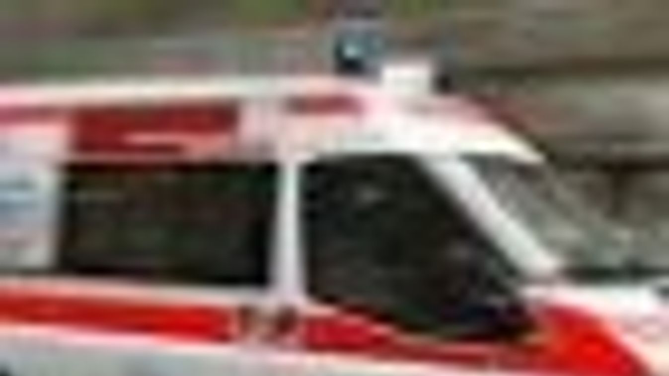 Autóbusznak ütközött egy személygépkocsi Mártély közelében