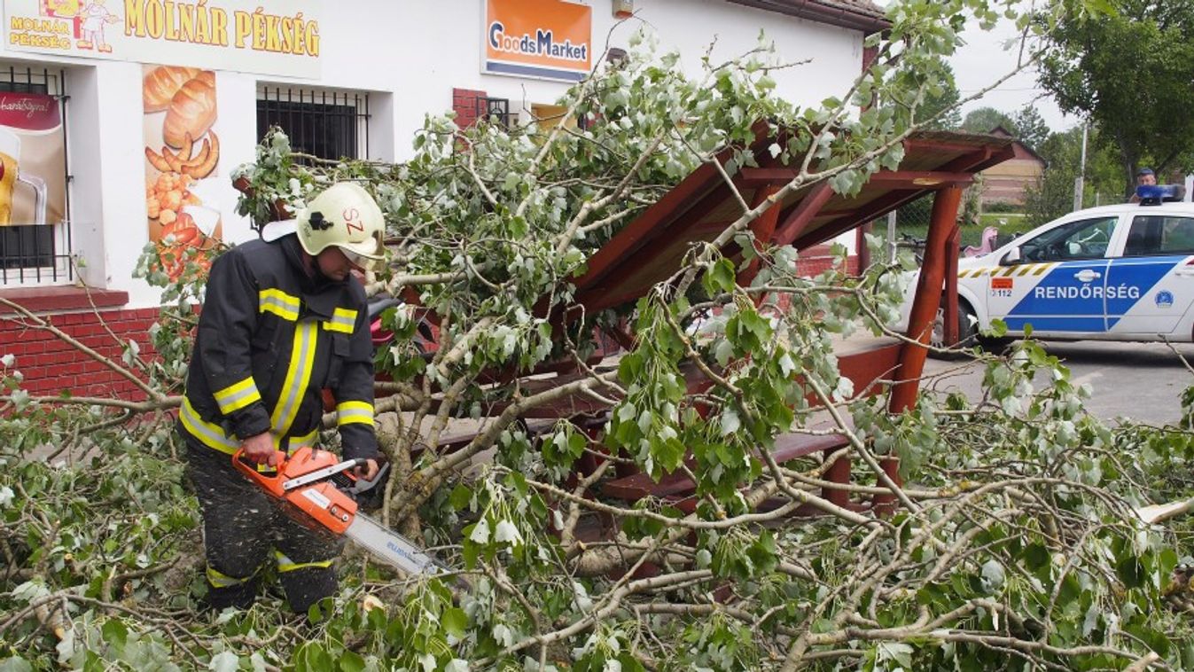 Legutóbb Mórahalom térségben okozott nagy károkat a vihar