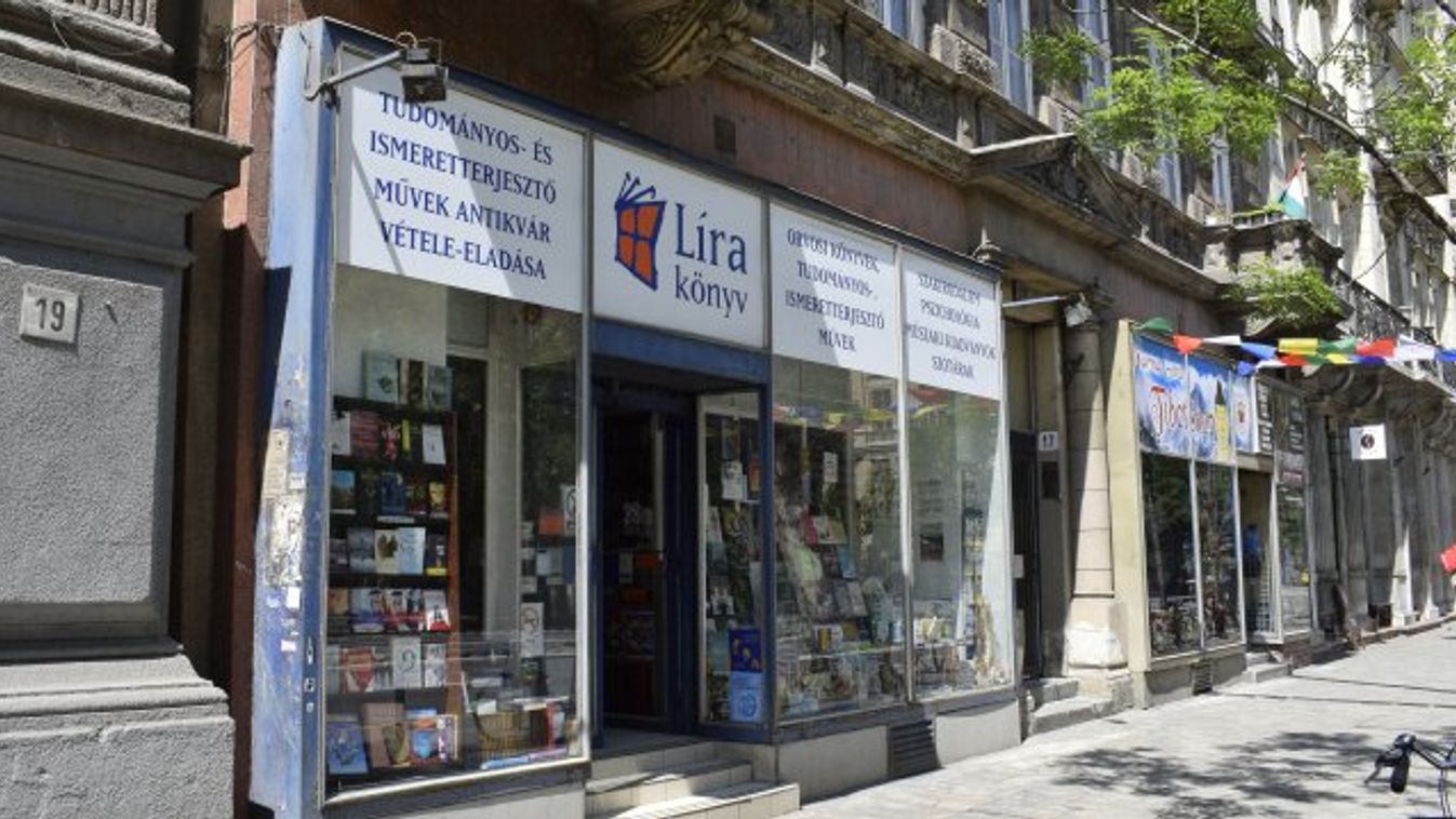 Homoszexuális képregényeket rakott gyermekkönyvek közé a Líra - 12 millióra bírságolták