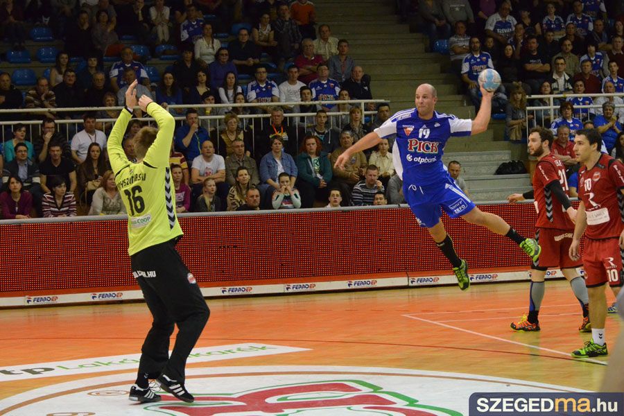 SZS20140319_pick_szeged_csurgo_047