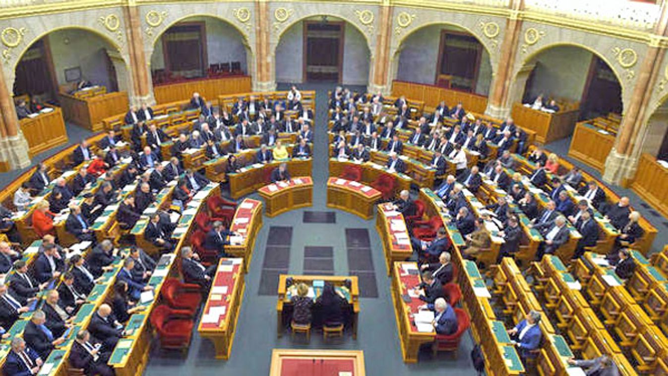 Kezdődik a jövő évi költségvetés vitája a parlamentben