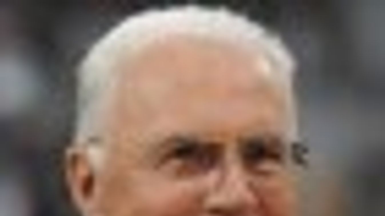 Beckenbauer változtatna a lesszabályon
