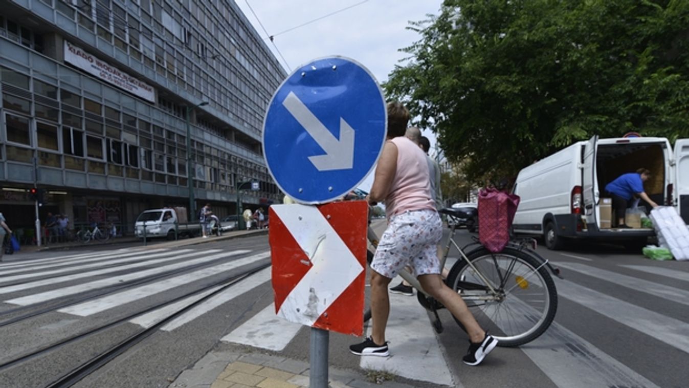 Gumi tartóoszlopokat telepítenének a kritikus szegedi kereszteződésekhez